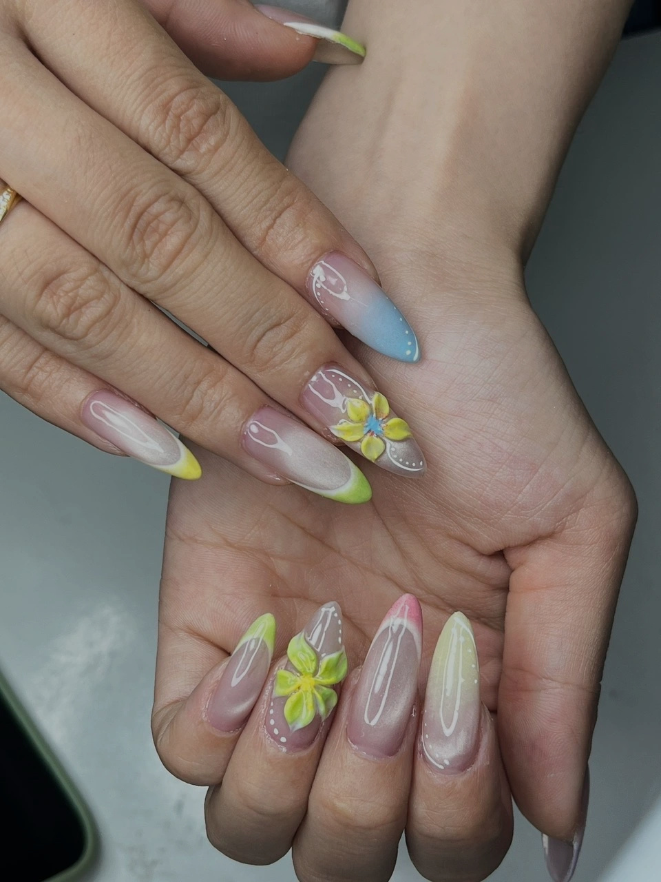 Rhinestone nail design